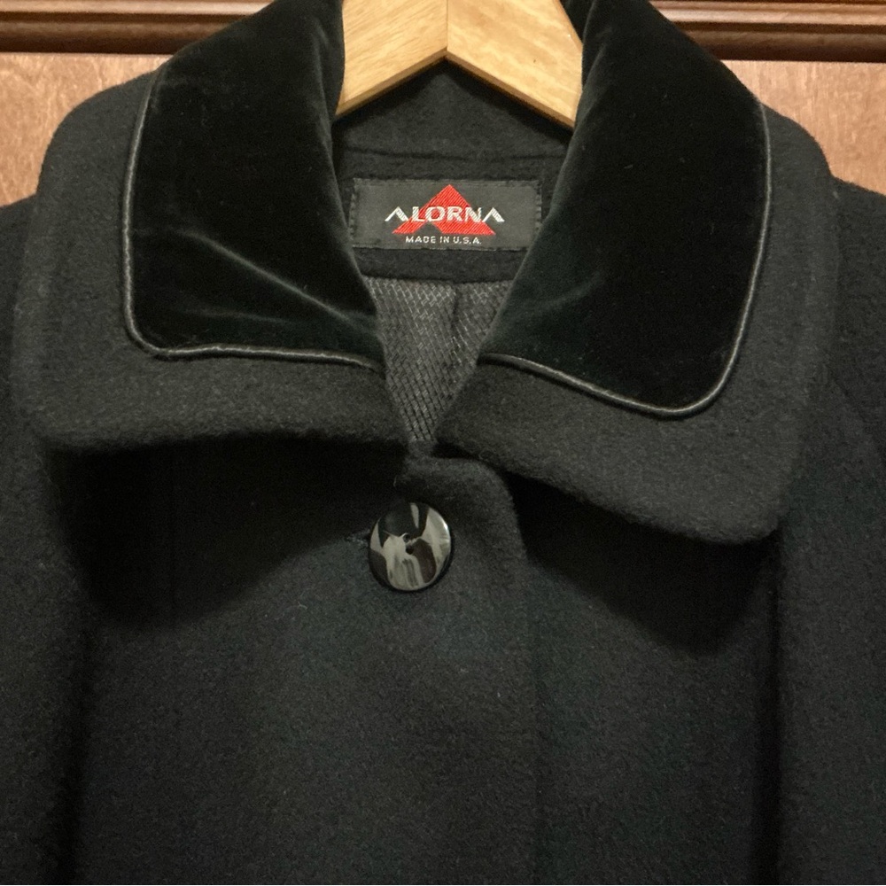 Vintage Super Fina Alorna Long Black Wool Coat Velvet Trim L / XL Classic Style - Picture 6 of 12